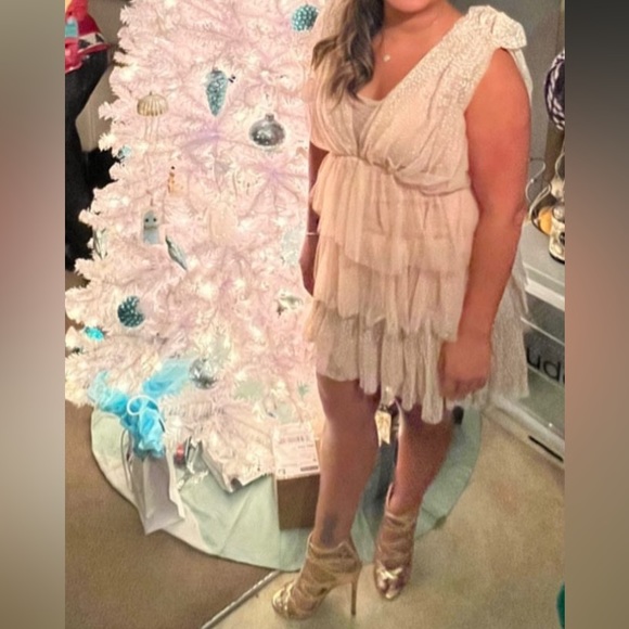 Pink layered tulle dress - Picture 4 of 5